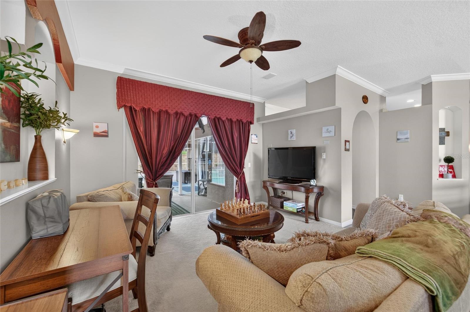 SHADOW RIDGE - Residential
