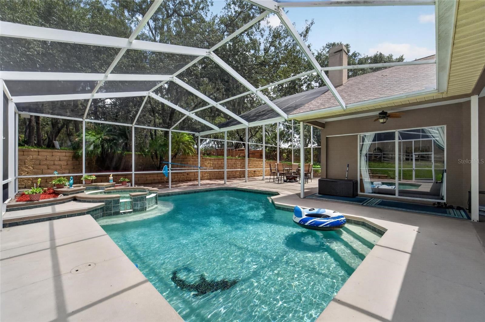 SHADOW RIDGE - Residential
