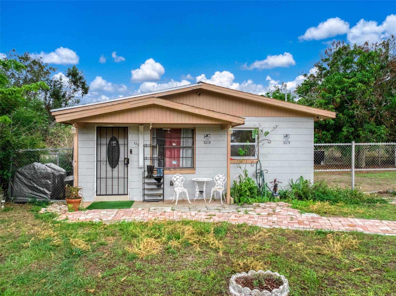 This adorable home is perfect for first time buyers, investors, or income potential. The property features 3 bedrooms, 2 bathrooms and is situated on 2 parcels of land that have been combined into one, providing plenty of outdoor space. The yard is completely fenced in and there's also a chicken coop in the back. Located minutes from multiple fishing lakes, grocery stores, shopping, resturants and medical facilites
