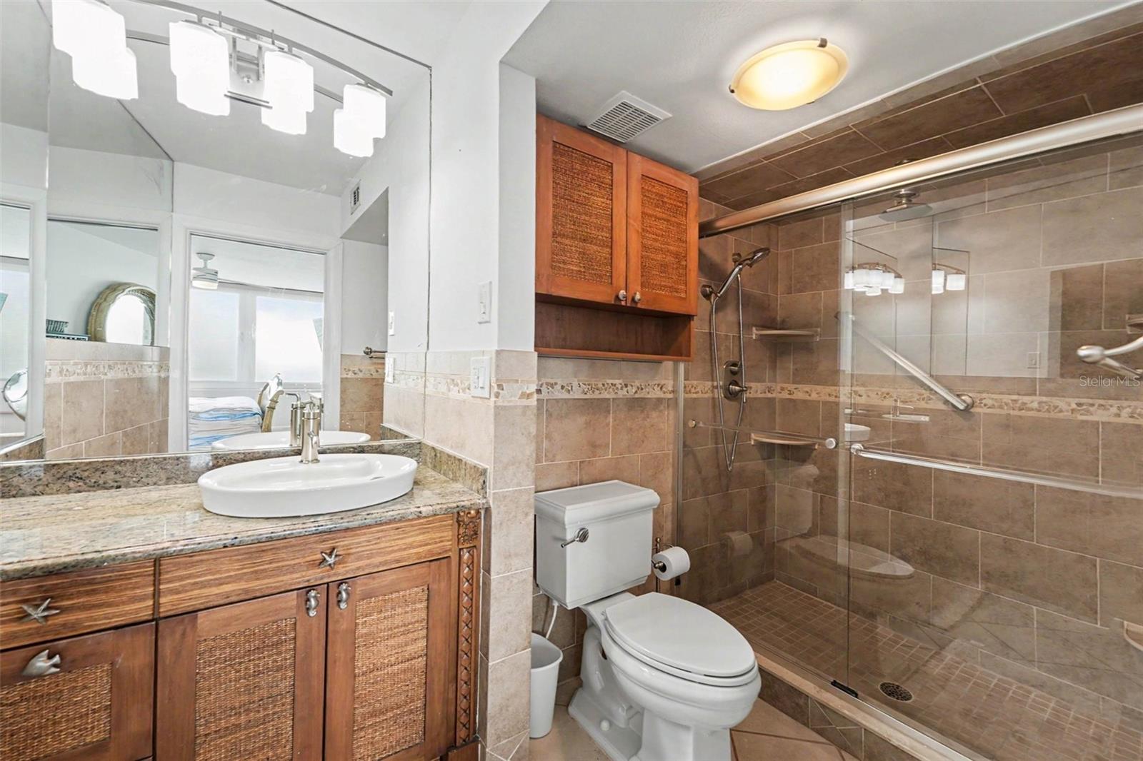 ISLA KEY CONDO - Residential