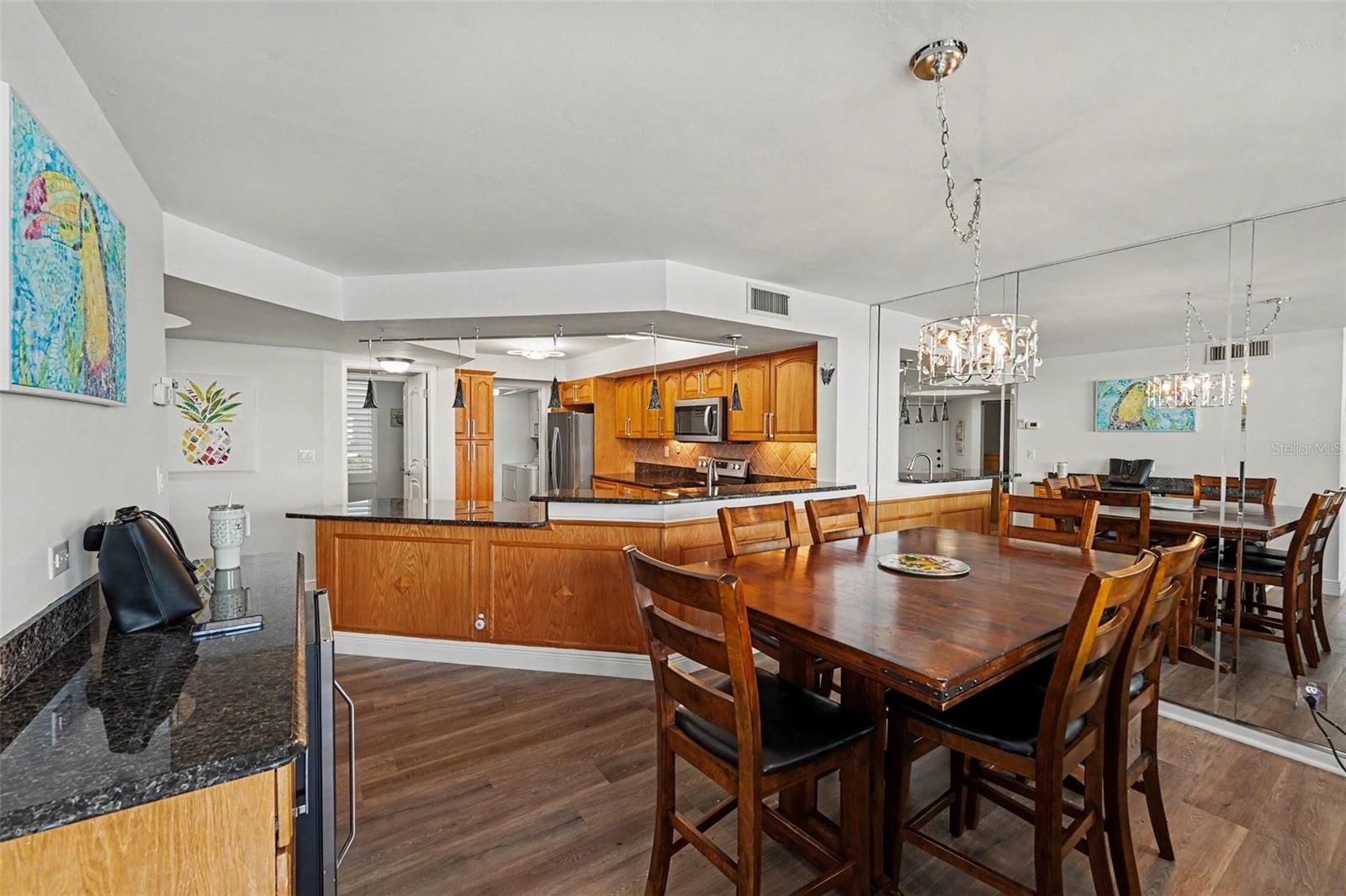 ISLA KEY CONDO - Residential
