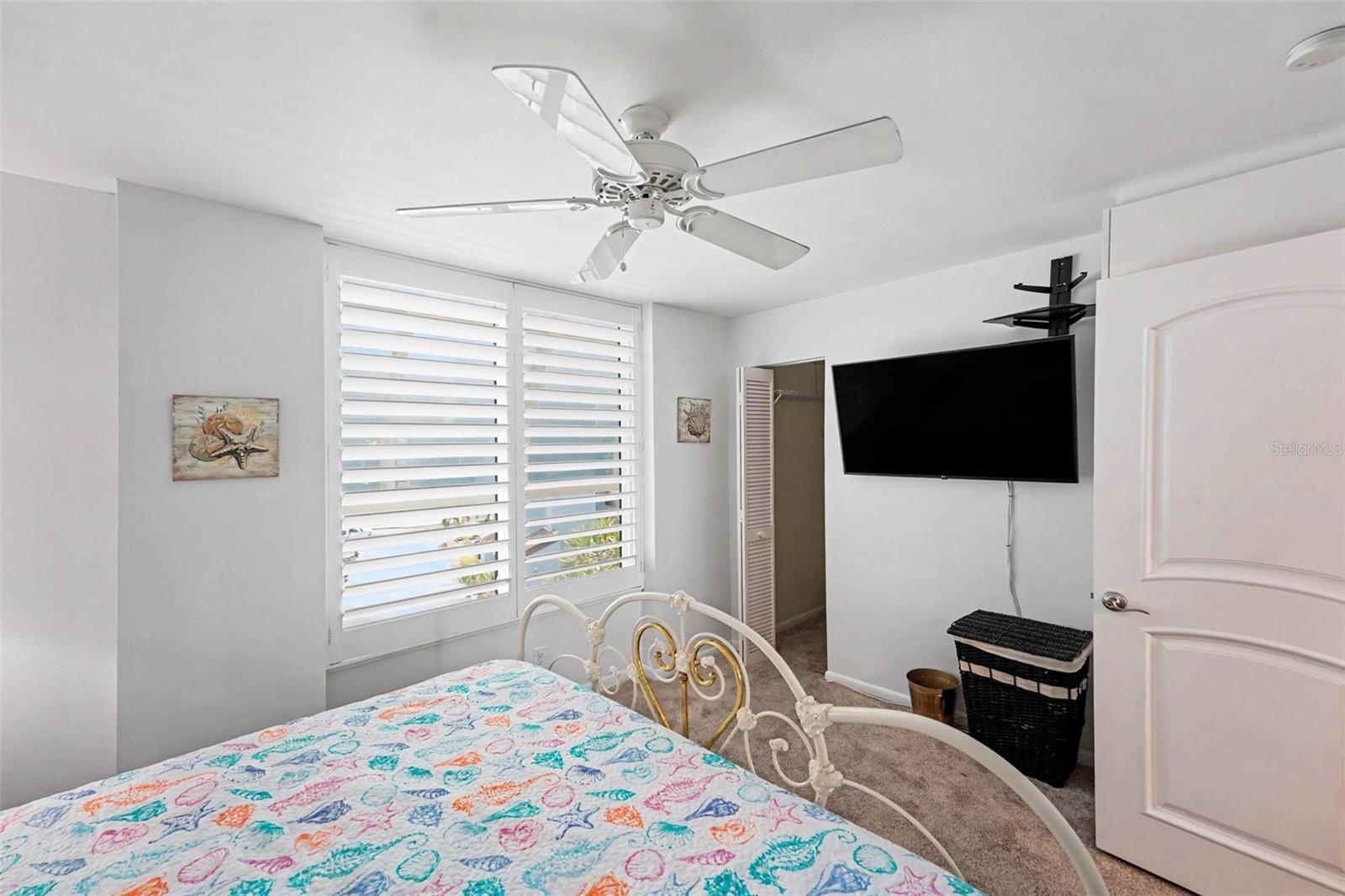 ISLA KEY CONDO - Residential