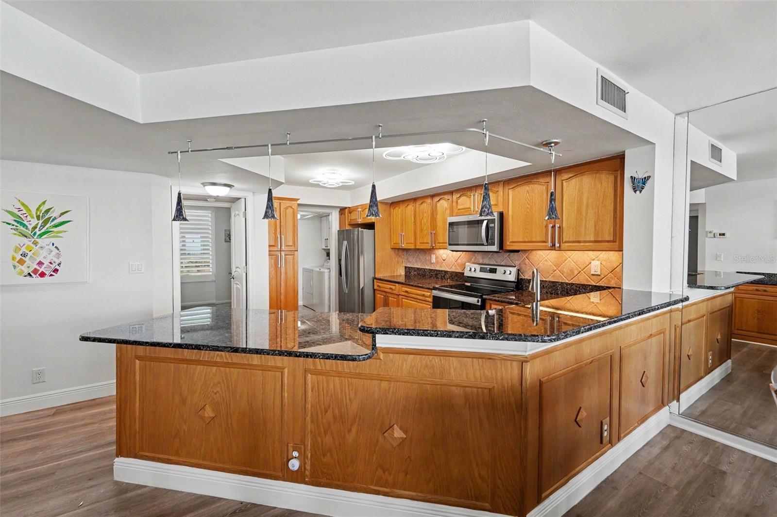 ISLA KEY CONDO - Residential