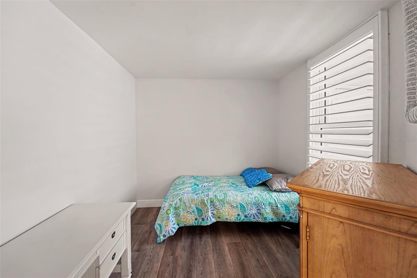 ISLA KEY CONDO - Residential