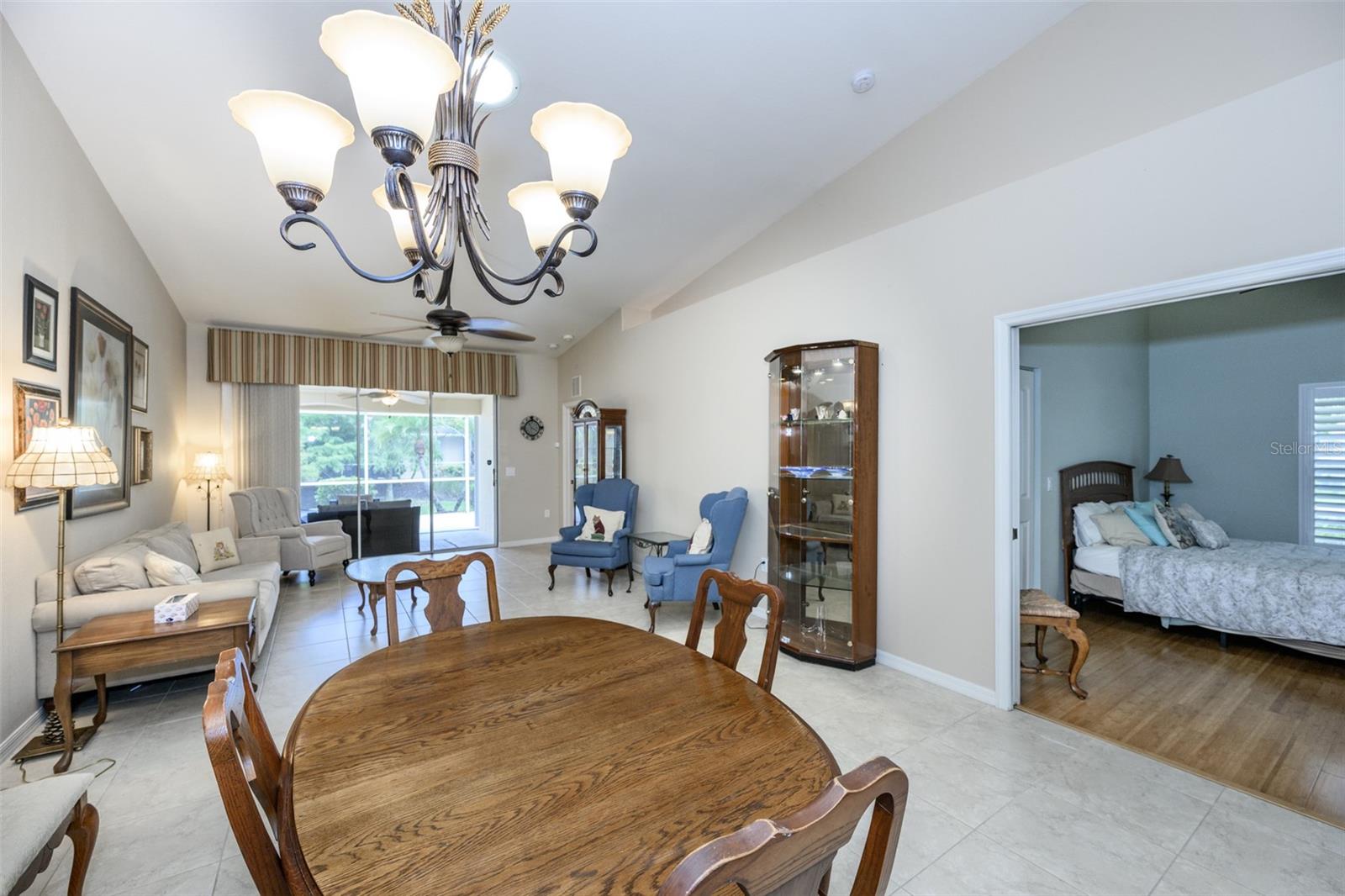 VILLA GRANDE/BURNT STORE ISLES - Residential