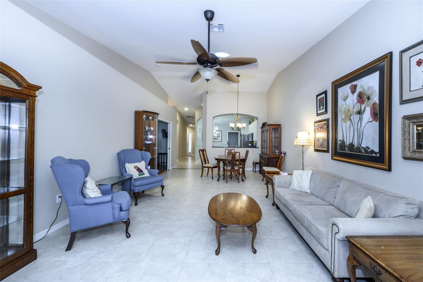 VILLA GRANDE/BURNT STORE ISLES - Residential