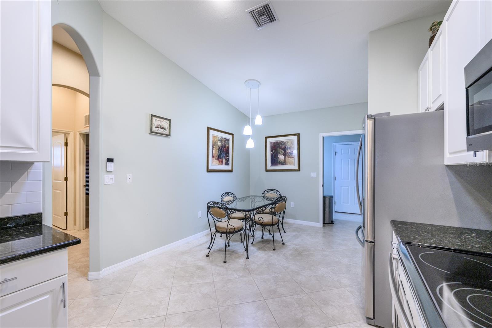 VILLA GRANDE/BURNT STORE ISLES - Residential