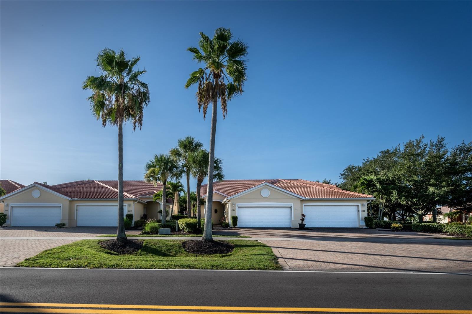 VILLA GRANDE/BURNT STORE ISLES - Residential