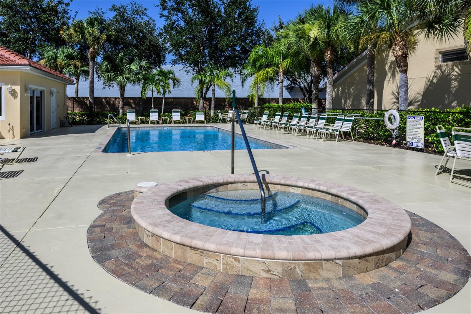 VILLA GRANDE/BURNT STORE ISLES - Residential