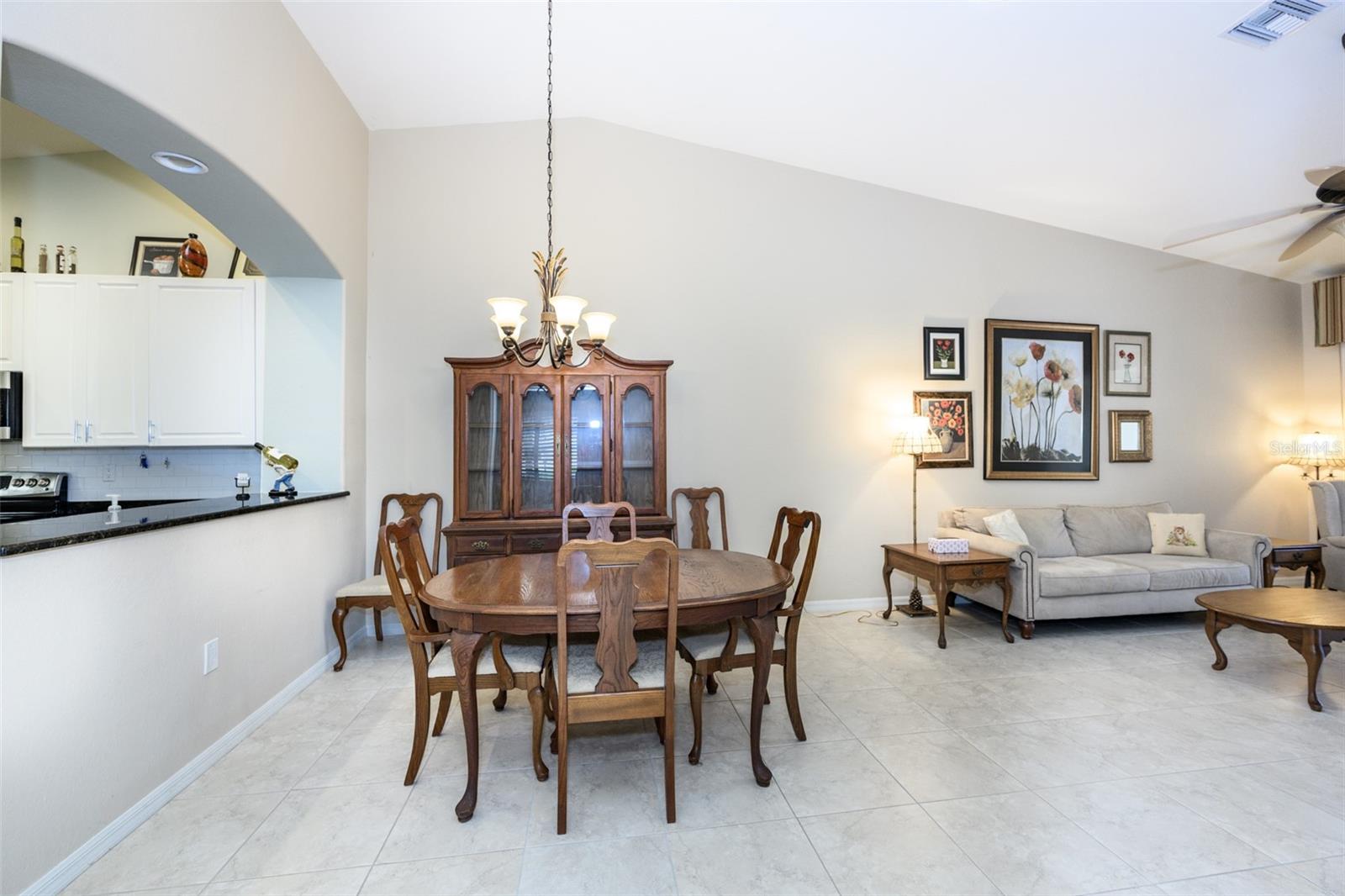 VILLA GRANDE/BURNT STORE ISLES - Residential