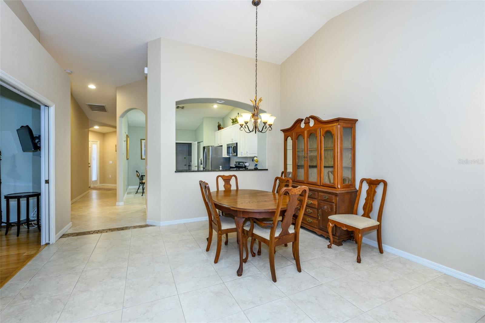 VILLA GRANDE/BURNT STORE ISLES - Residential