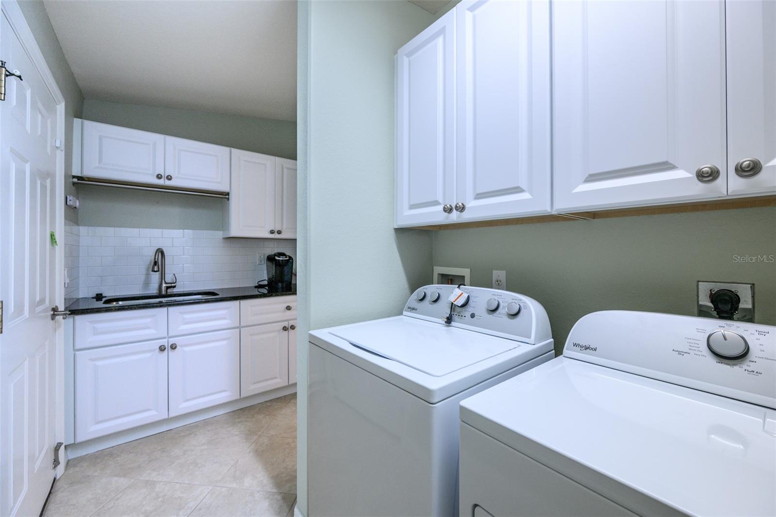 VILLA GRANDE/BURNT STORE ISLES - Residential