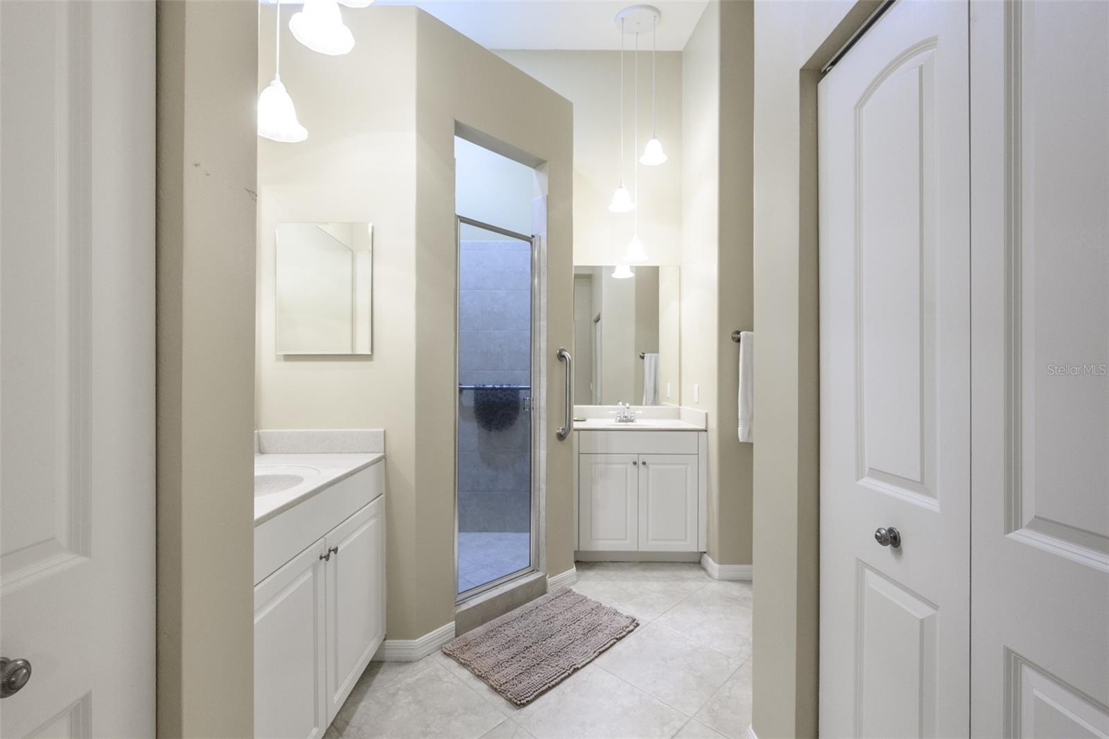 VILLA GRANDE/BURNT STORE ISLES - Residential