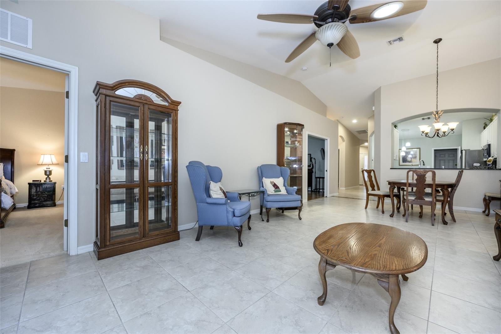 VILLA GRANDE/BURNT STORE ISLES - Residential