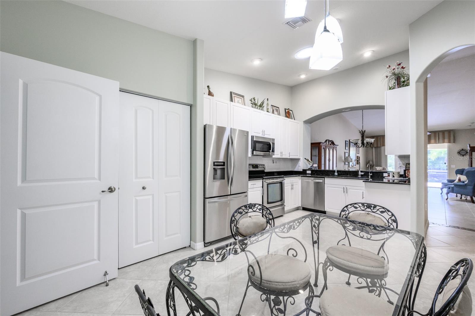 VILLA GRANDE/BURNT STORE ISLES - Residential