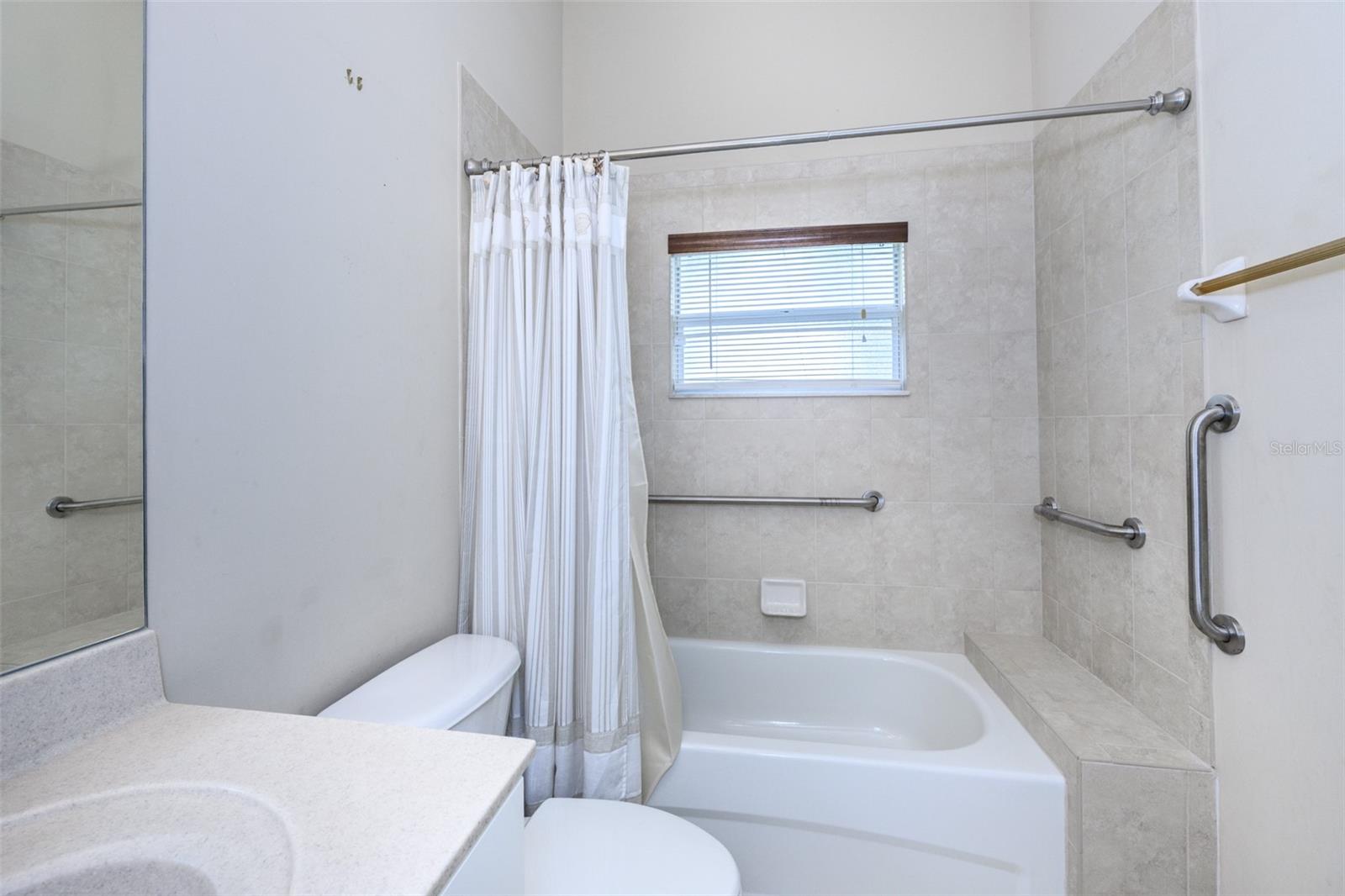 VILLA GRANDE/BURNT STORE ISLES - Residential