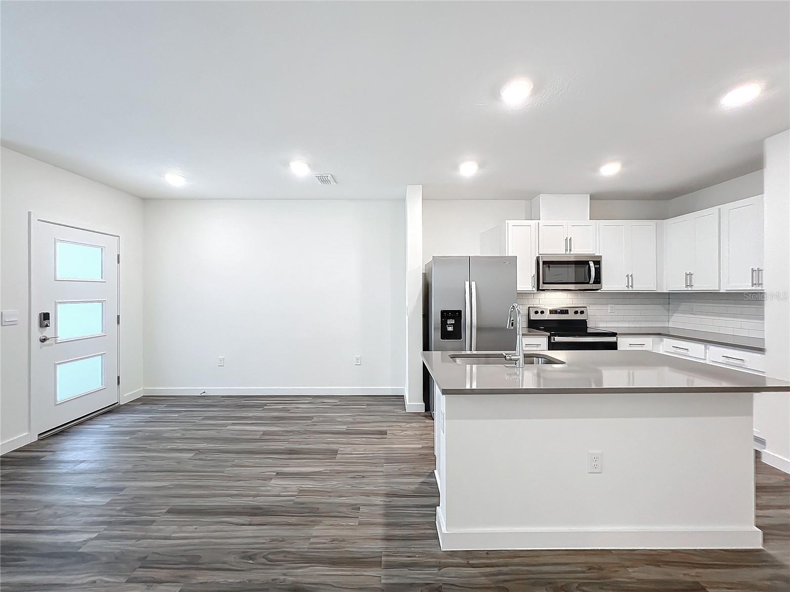 MONTEREY NORTH - Residential Lease
