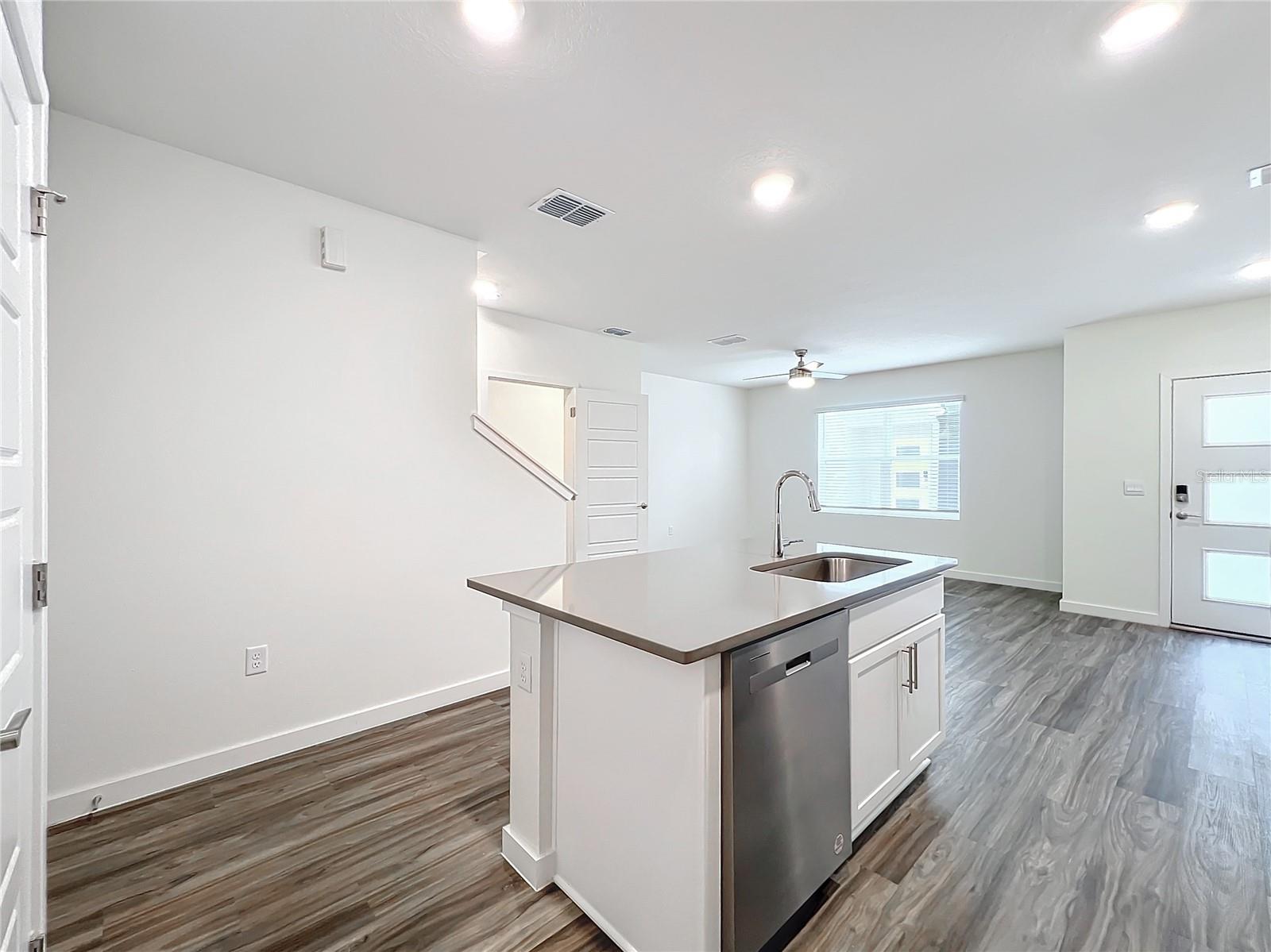 MONTEREY NORTH - Residential Lease