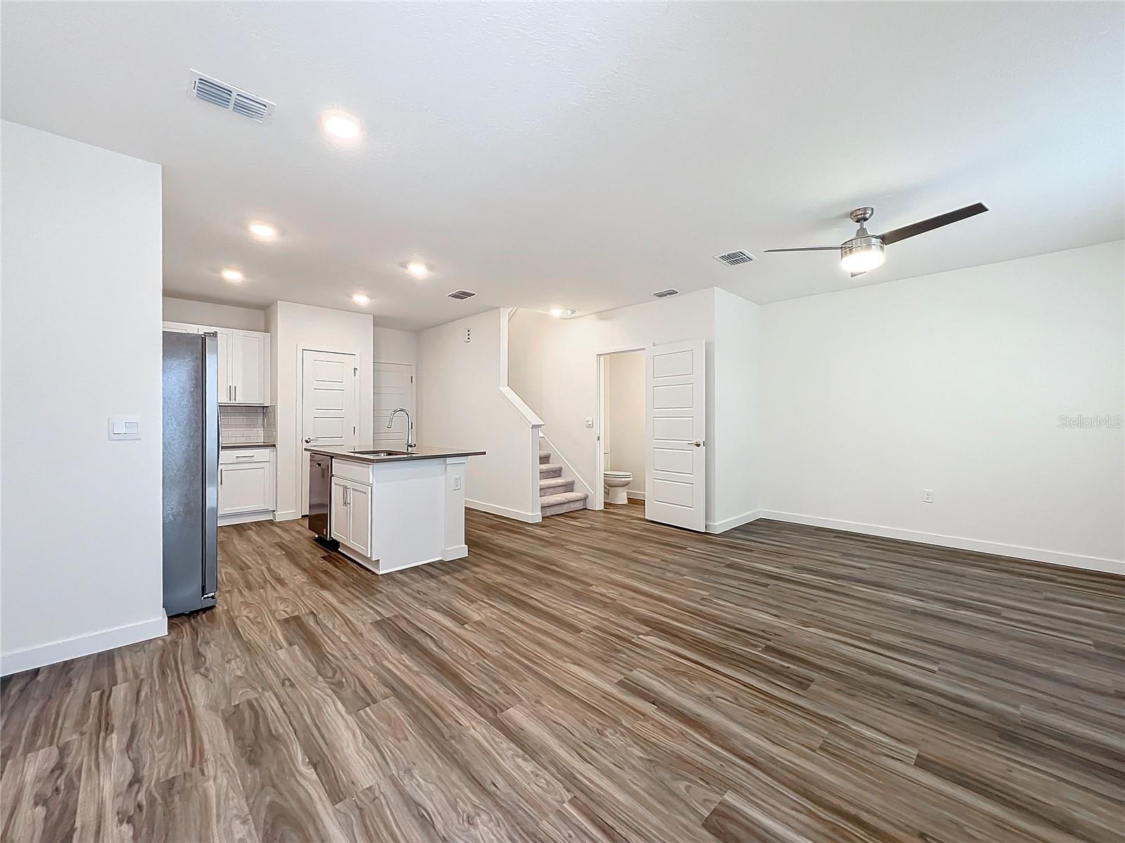 MONTEREY NORTH - Residential Lease
