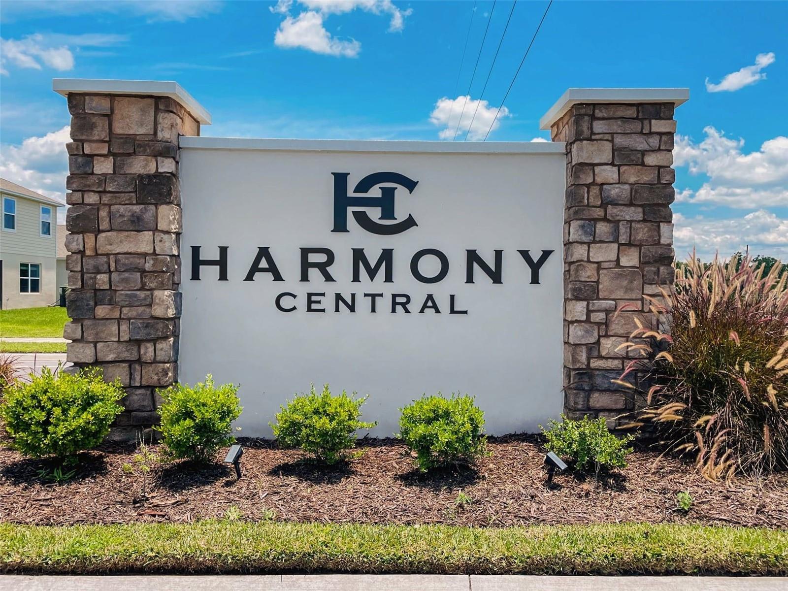 HARMONY CENTRAL PH 2 PB 35 PGS 139-144 BLK P LOT 8 - Residential