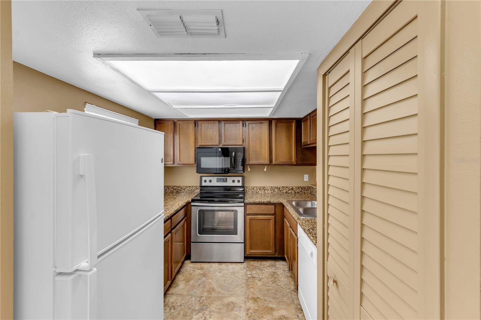 LOWELL VILLAGE - Residential