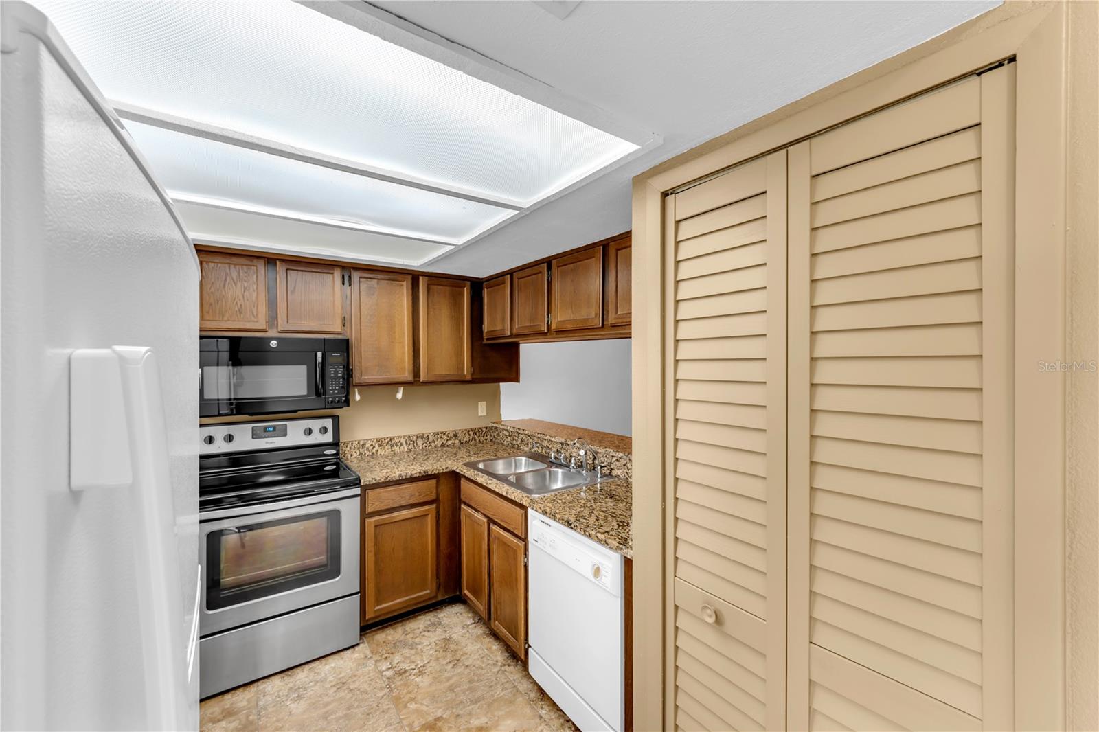LOWELL VILLAGE - Residential
