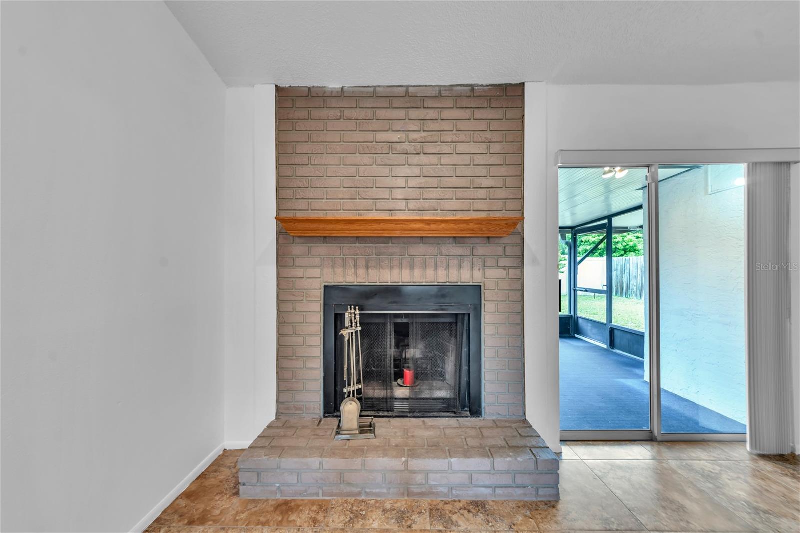 LOWELL VILLAGE - Residential