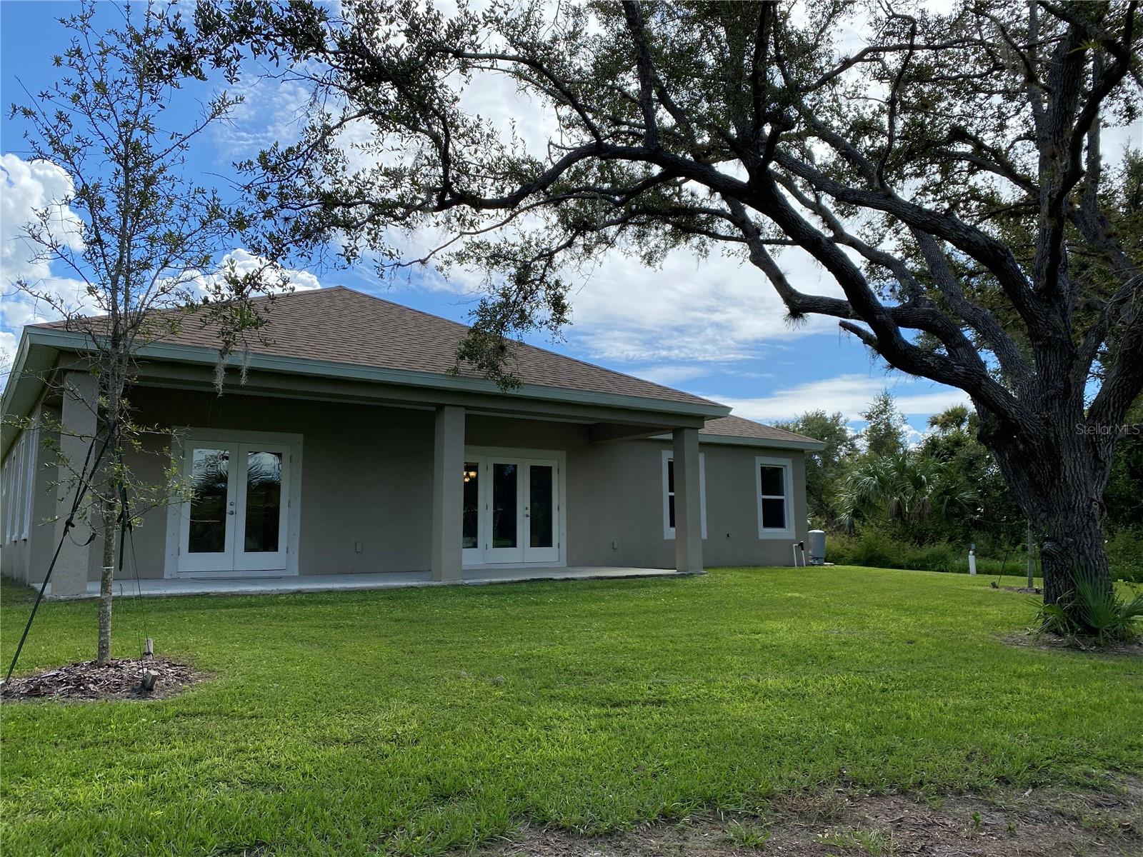 PORT CHARLOTTE SUB 12  1ST REPLAT - Residential