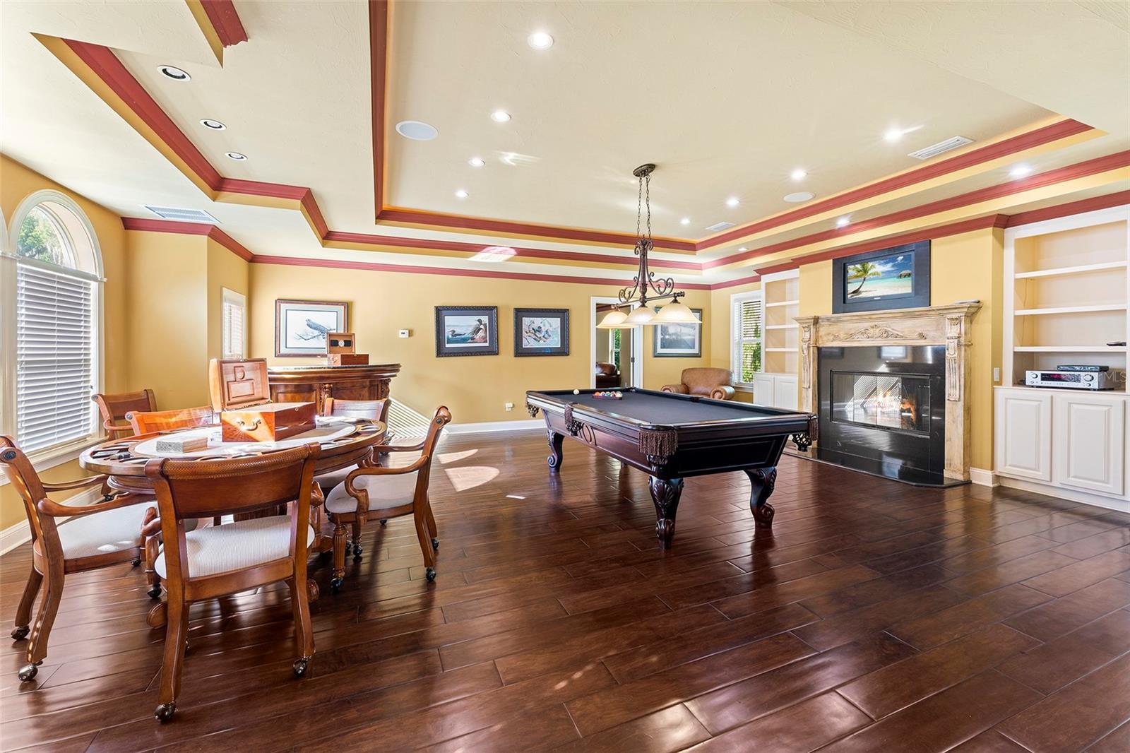 COLEE COVE ESTATES - Residential