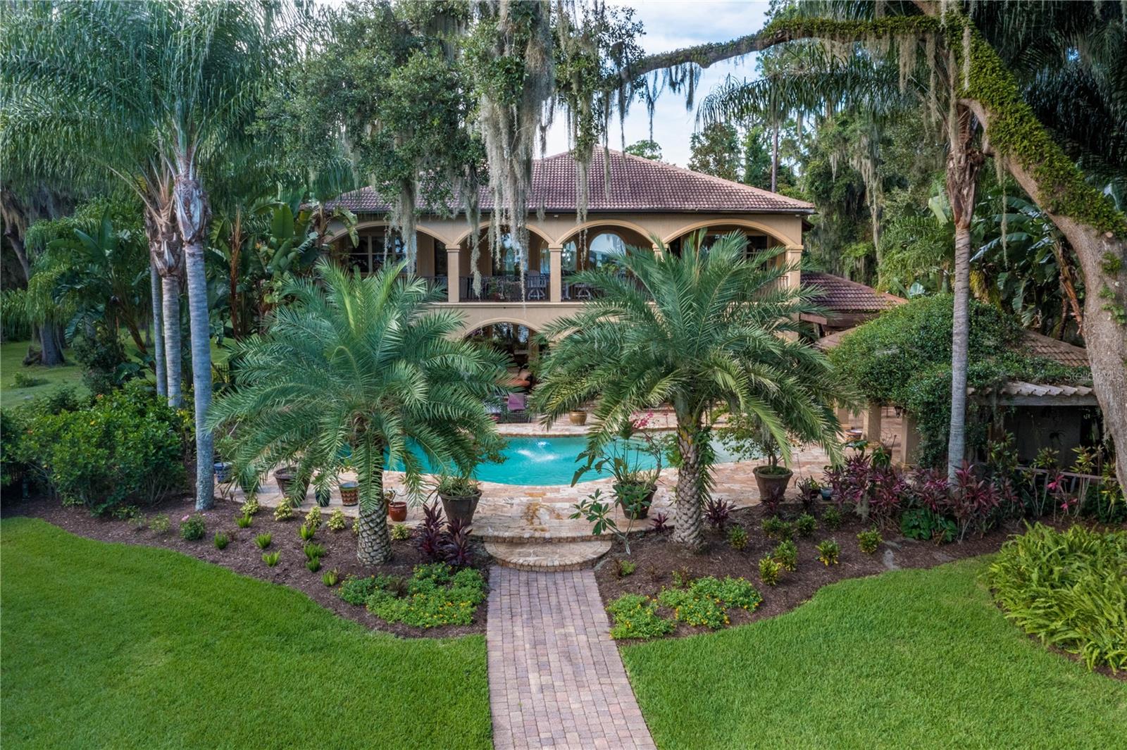 COLEE COVE ESTATES - Residential