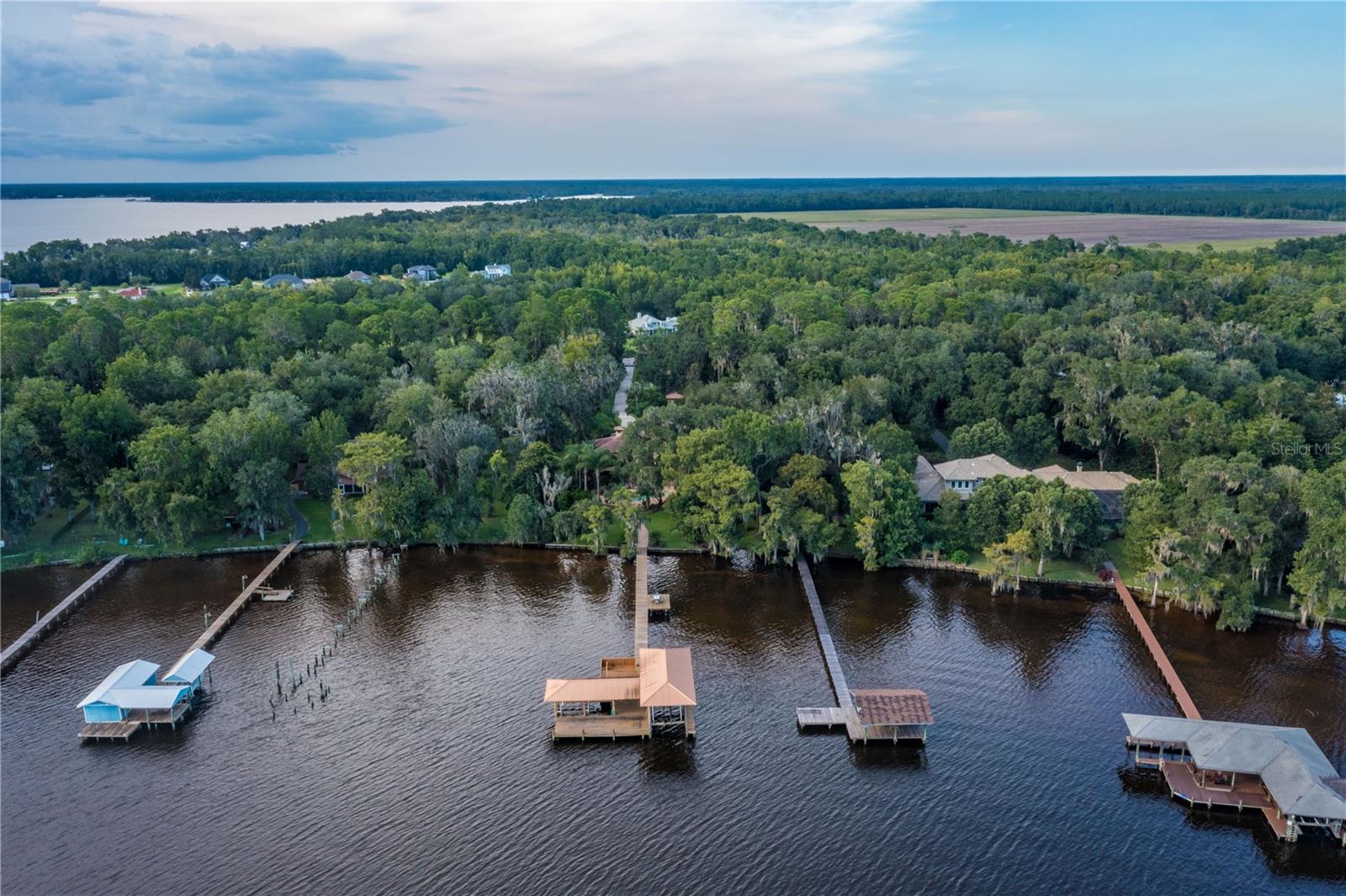 COLEE COVE ESTATES - Residential