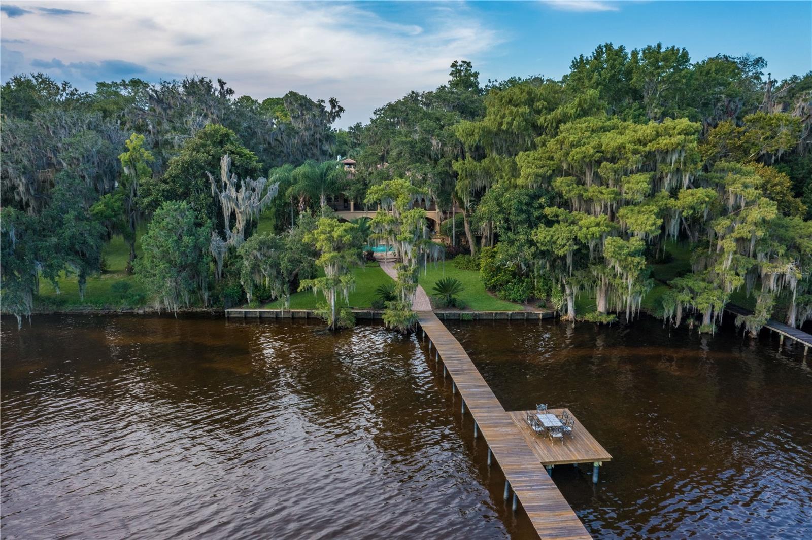 COLEE COVE ESTATES - Residential