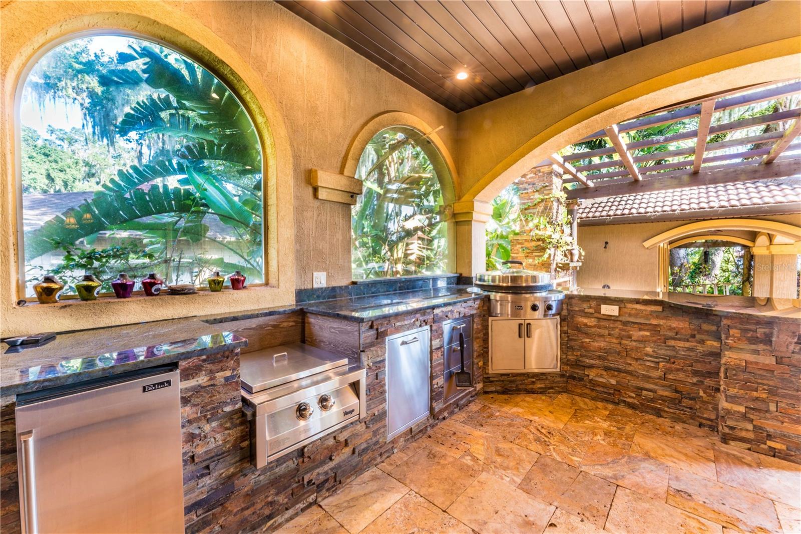 COLEE COVE ESTATES - Residential