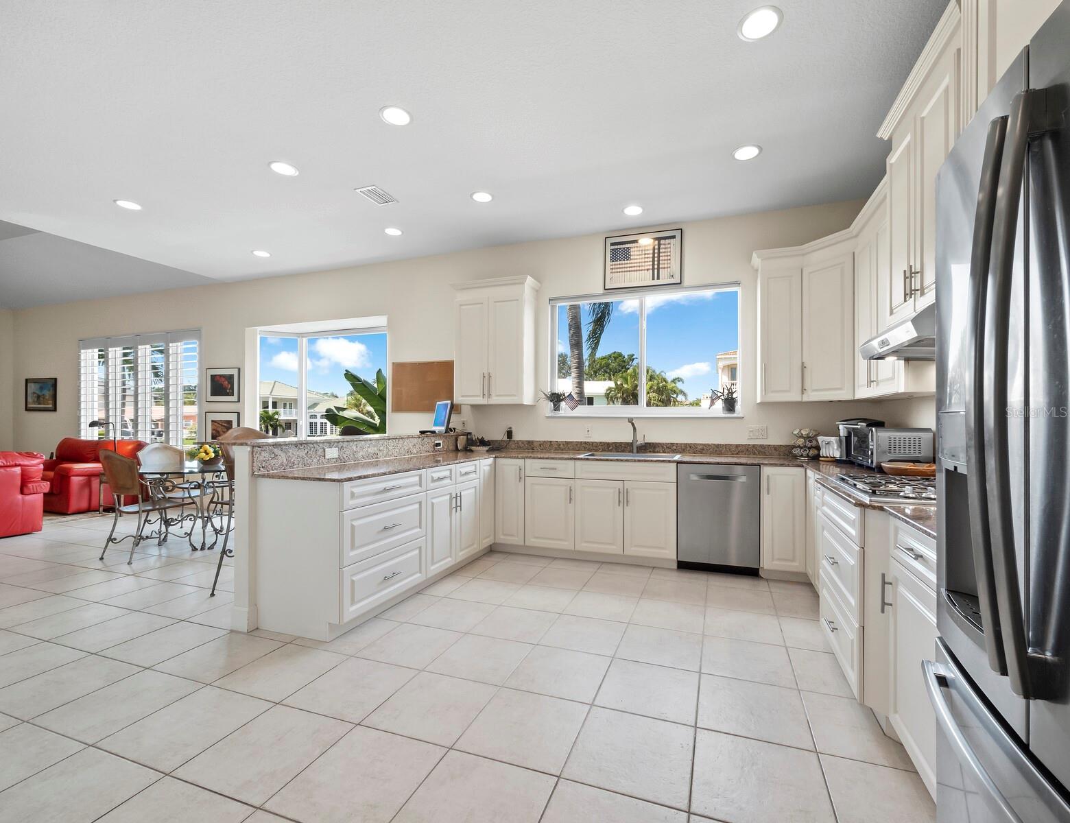 COUNTRY CLUB SHORES SEC 02 - Residential