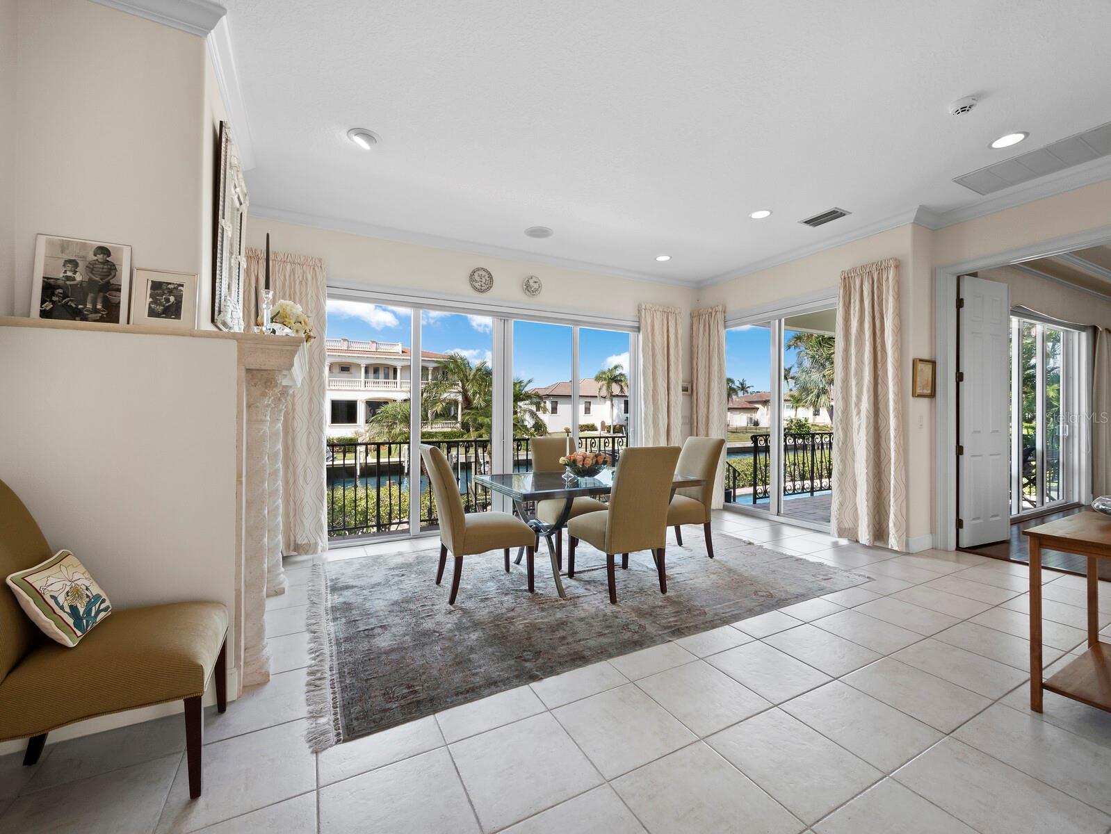 COUNTRY CLUB SHORES SEC 02 - Residential