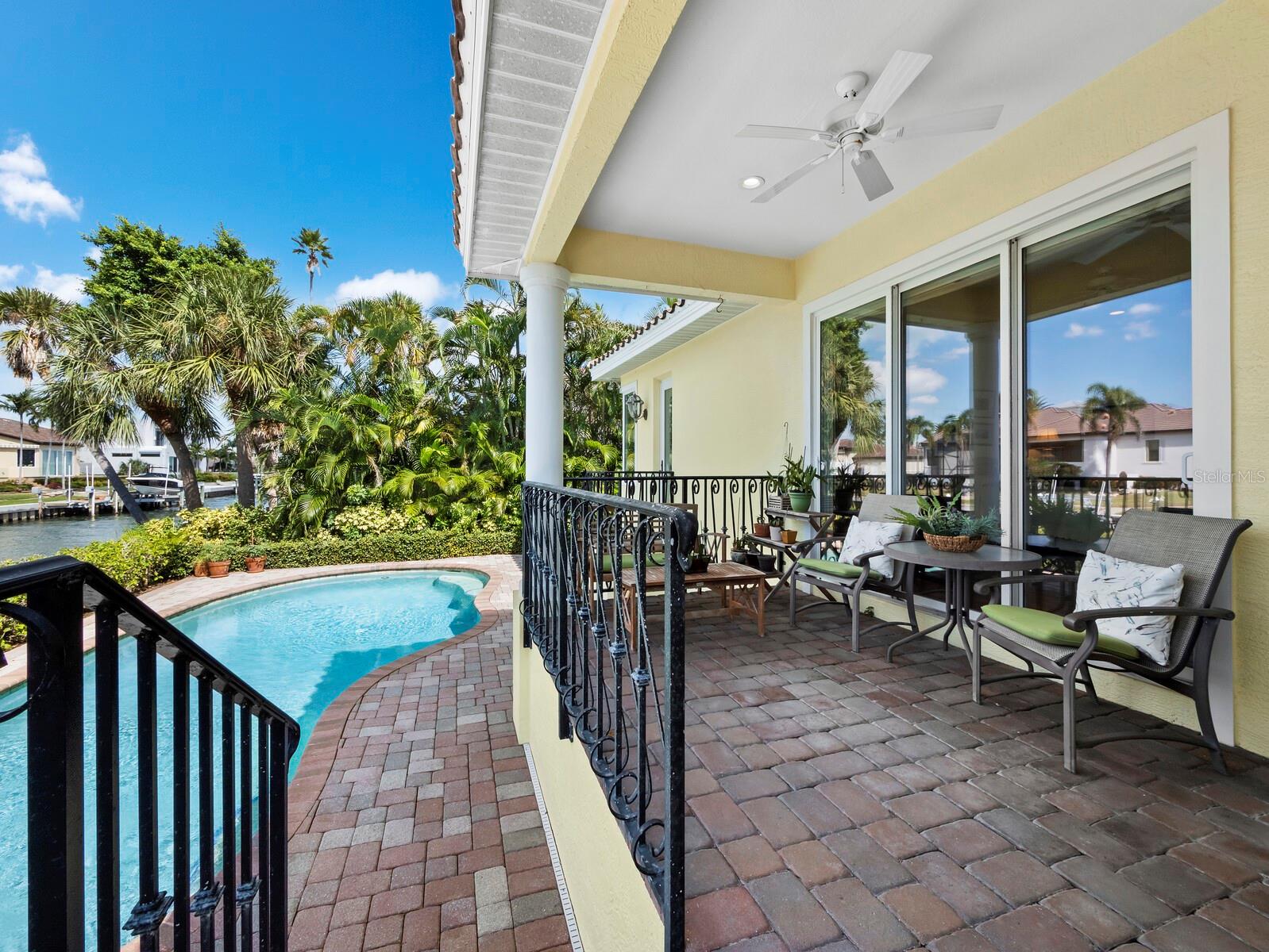 COUNTRY CLUB SHORES SEC 02 - Residential