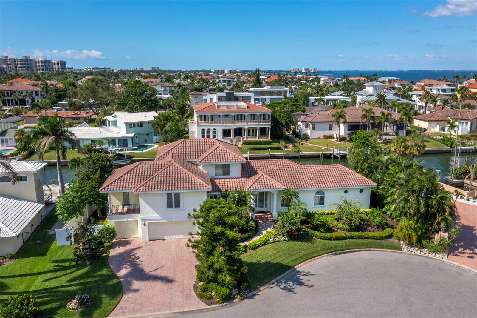 COUNTRY CLUB SHORES SEC 02 - Residential