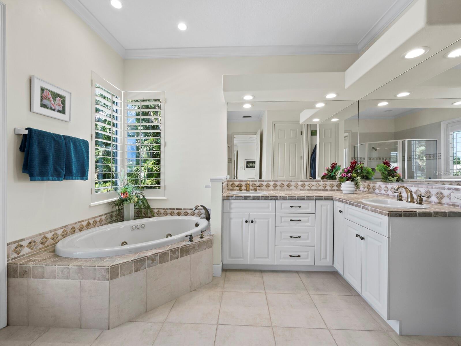 COUNTRY CLUB SHORES SEC 02 - Residential