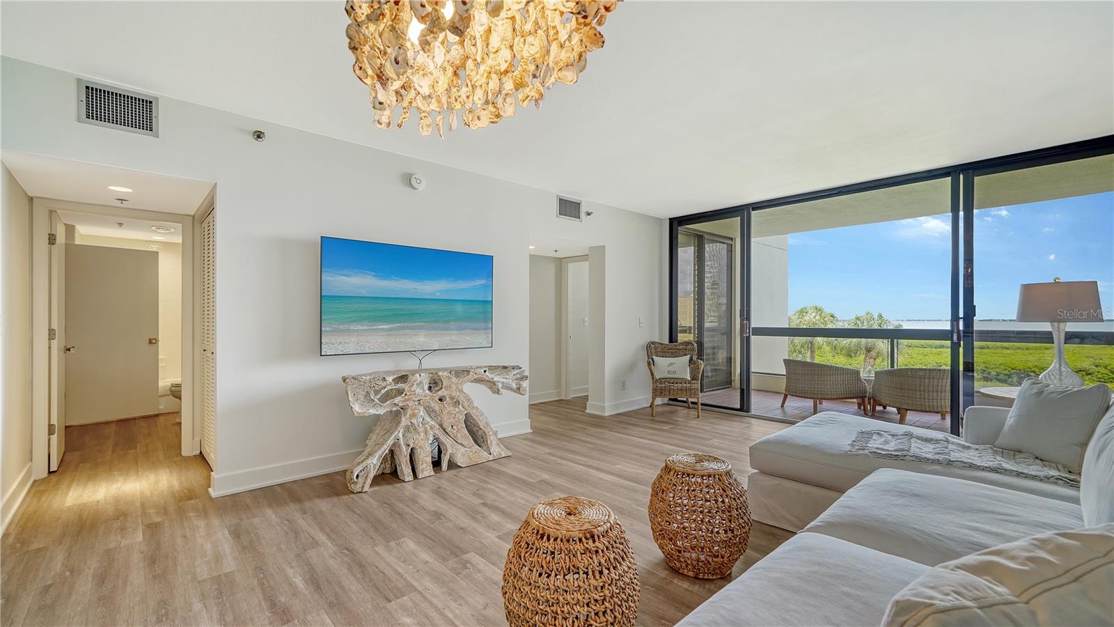 FAIRWAY BAY 1 - Residential Lease