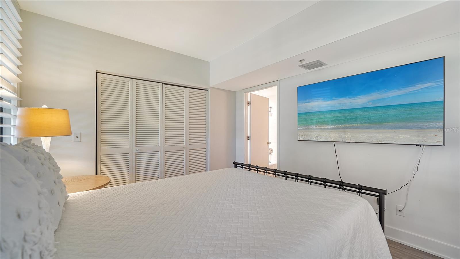 FAIRWAY BAY 1 - Residential Lease