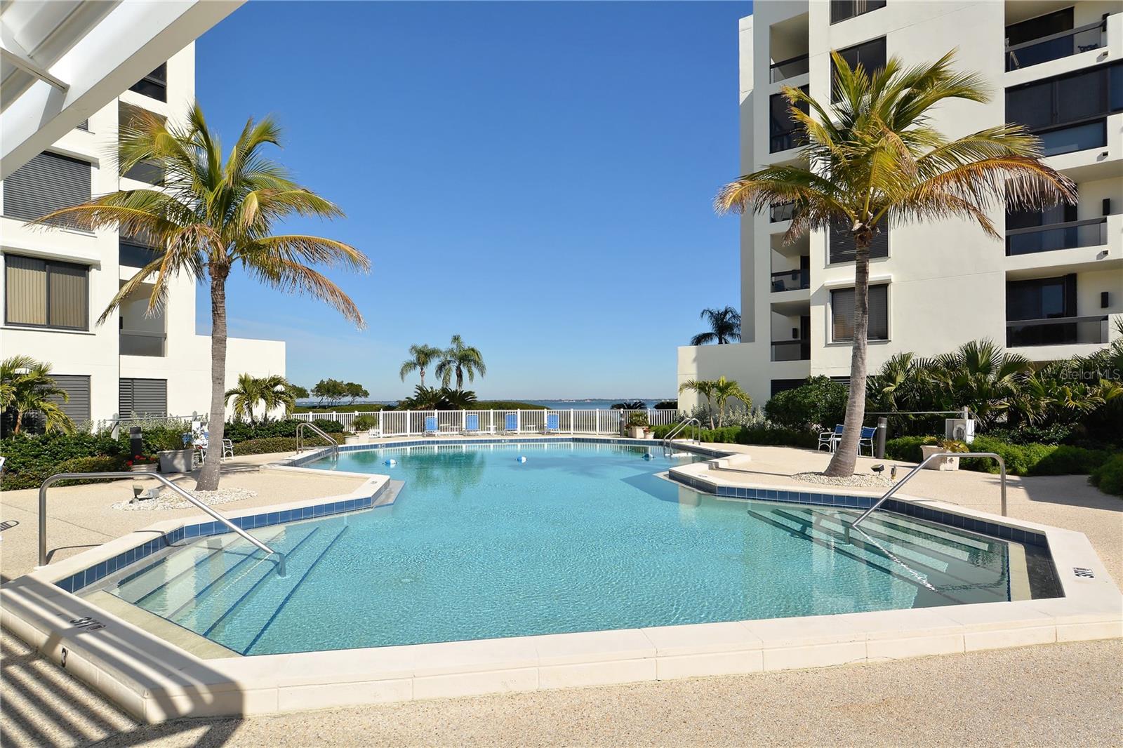 FAIRWAY BAY 1 - Residential Lease