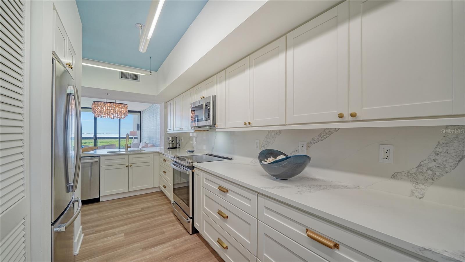 FAIRWAY BAY 1 - Residential Lease