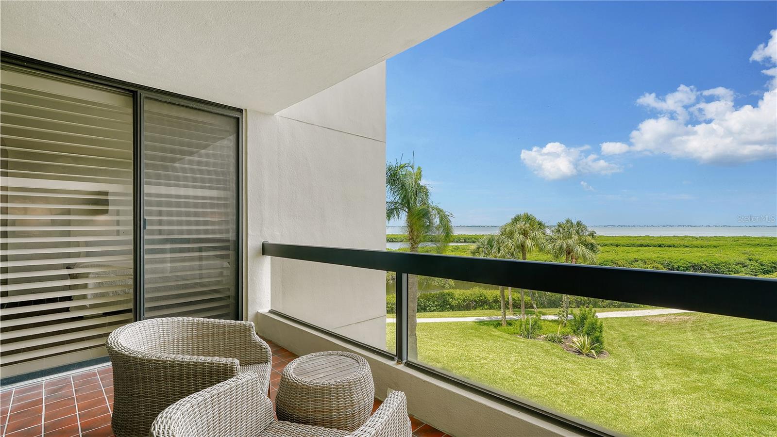 FAIRWAY BAY 1 - Residential Lease