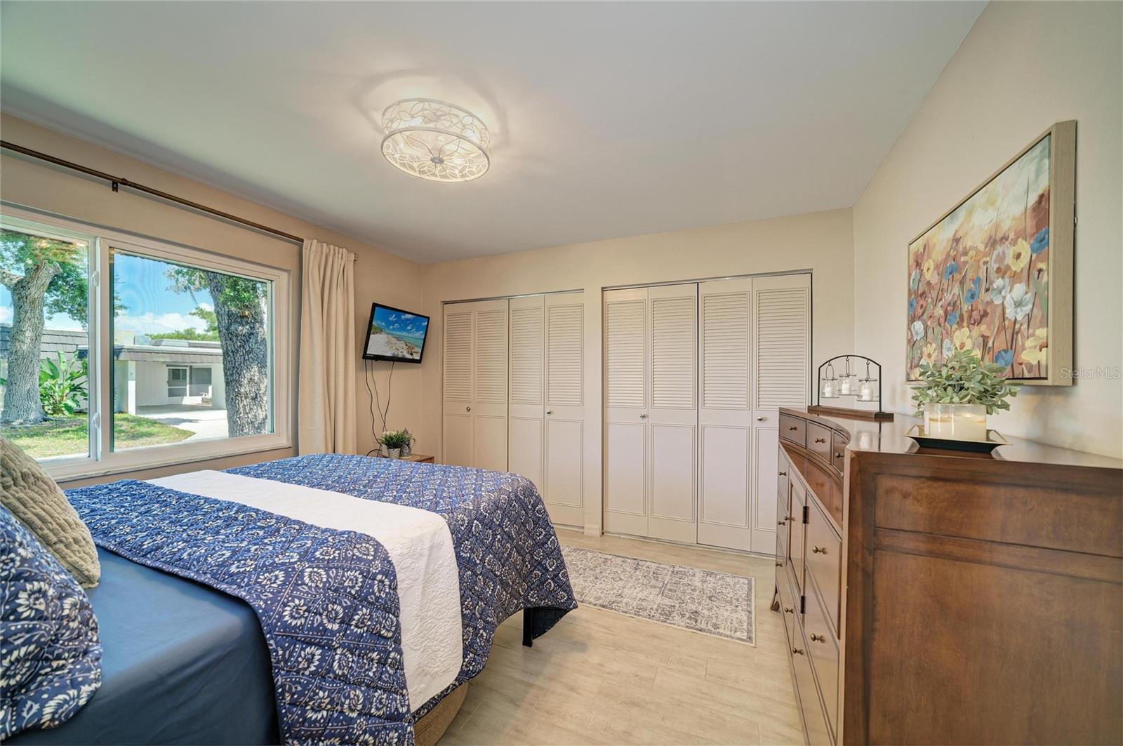 GLEN OAKS RIDGE VILLAS 2 - Residential