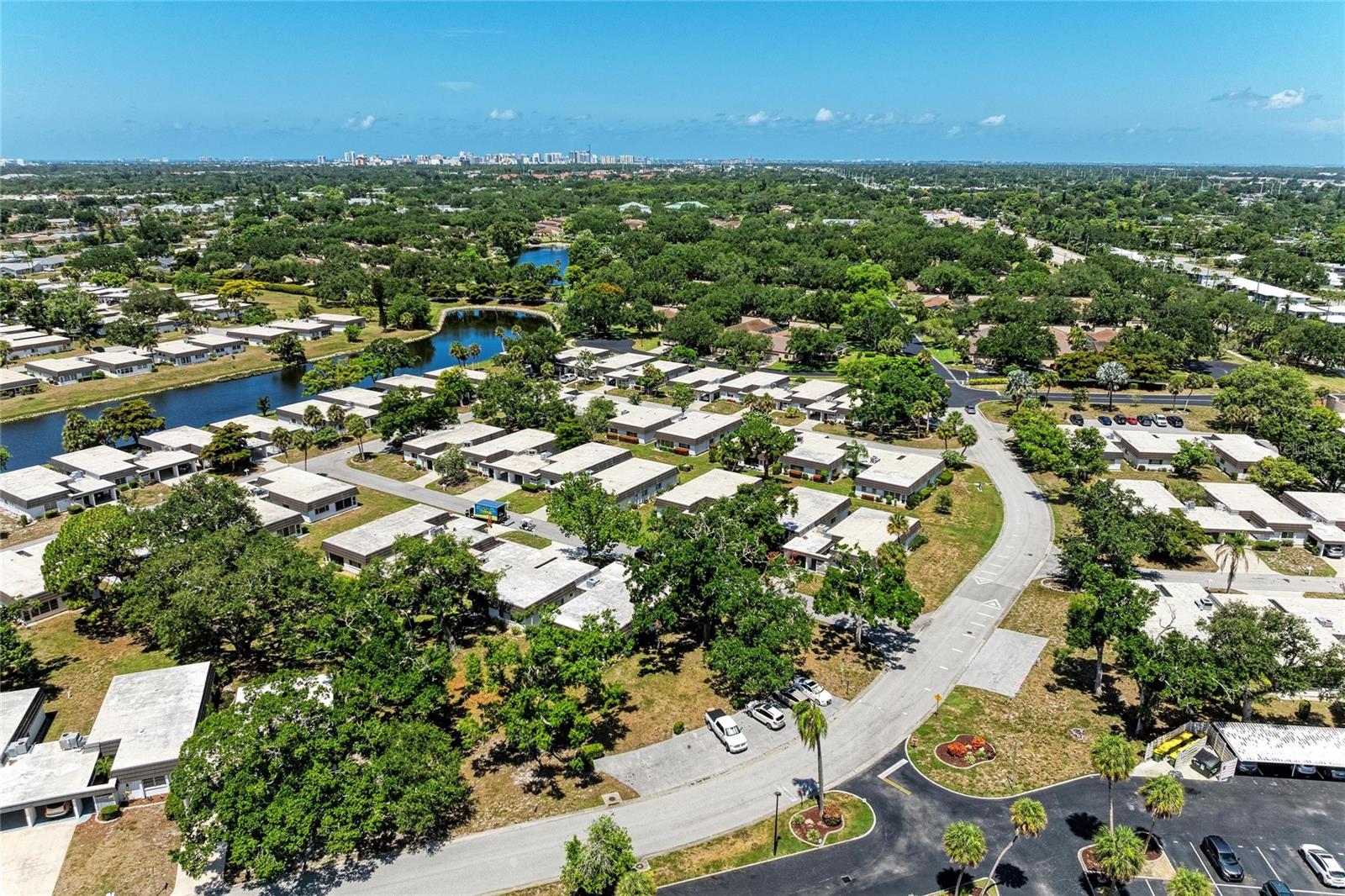 GLEN OAKS RIDGE VILLAS 2 - Residential