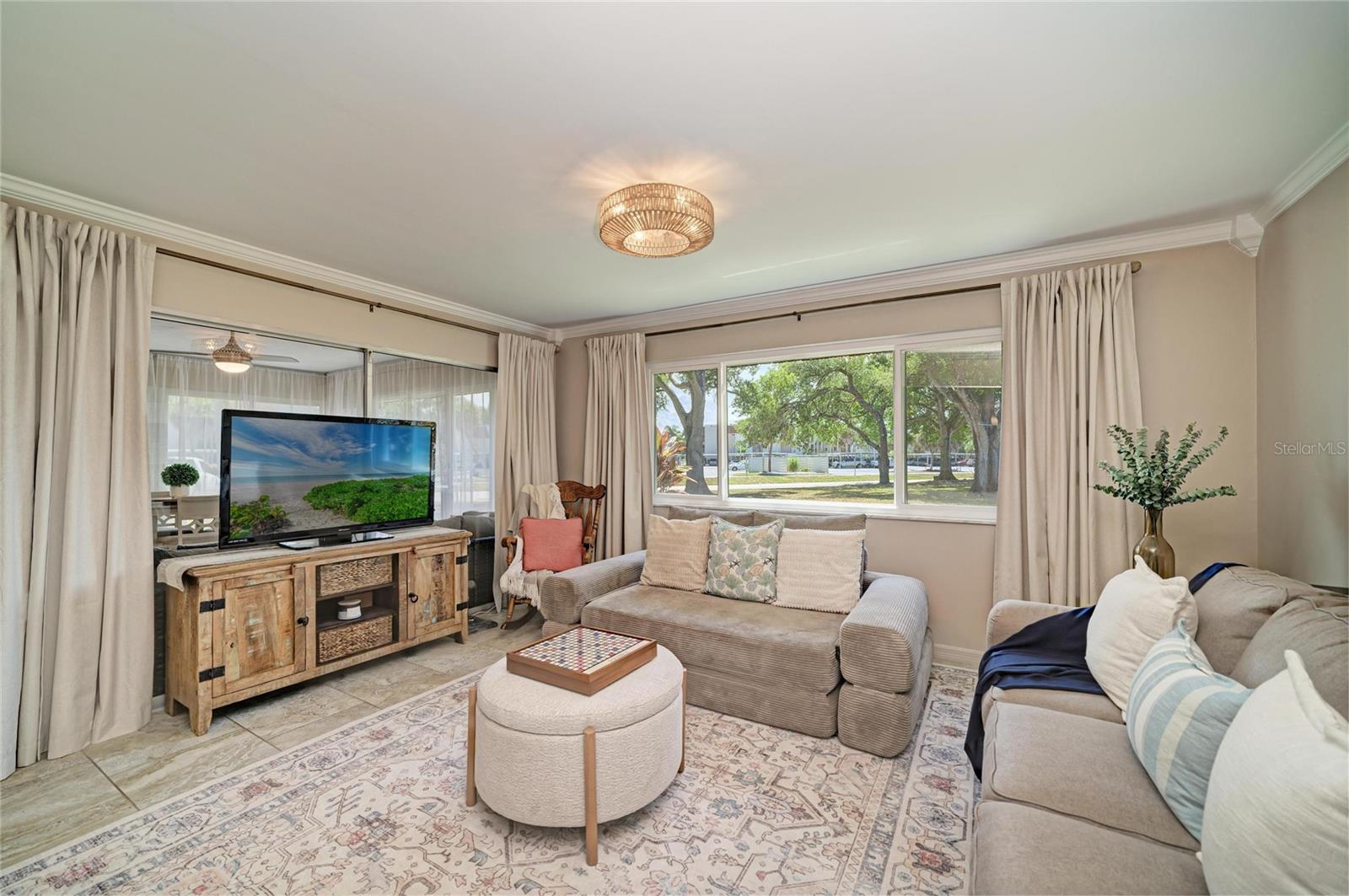 GLEN OAKS RIDGE VILLAS 2 - Residential