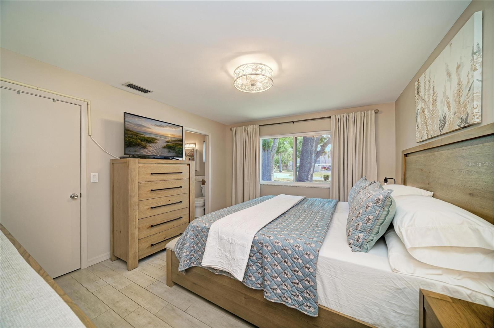 GLEN OAKS RIDGE VILLAS 2 - Residential