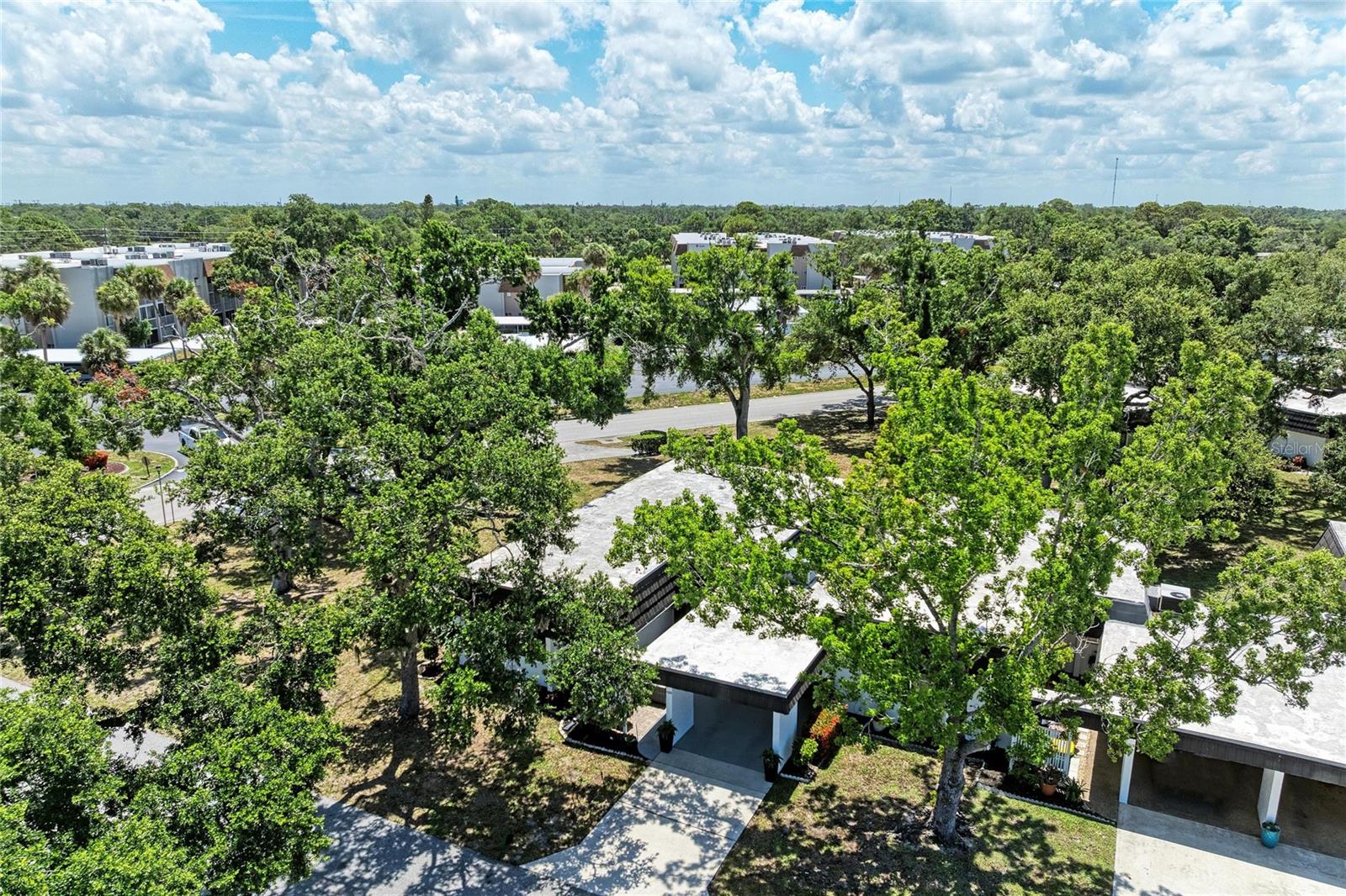 GLEN OAKS RIDGE VILLAS 2 - Residential