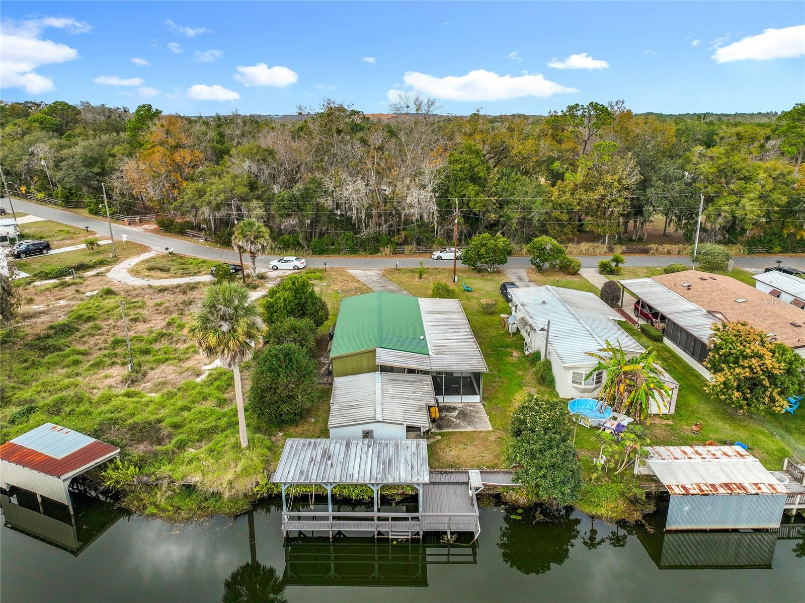 EAST LAKE HARRIS ESTATES - Residential
