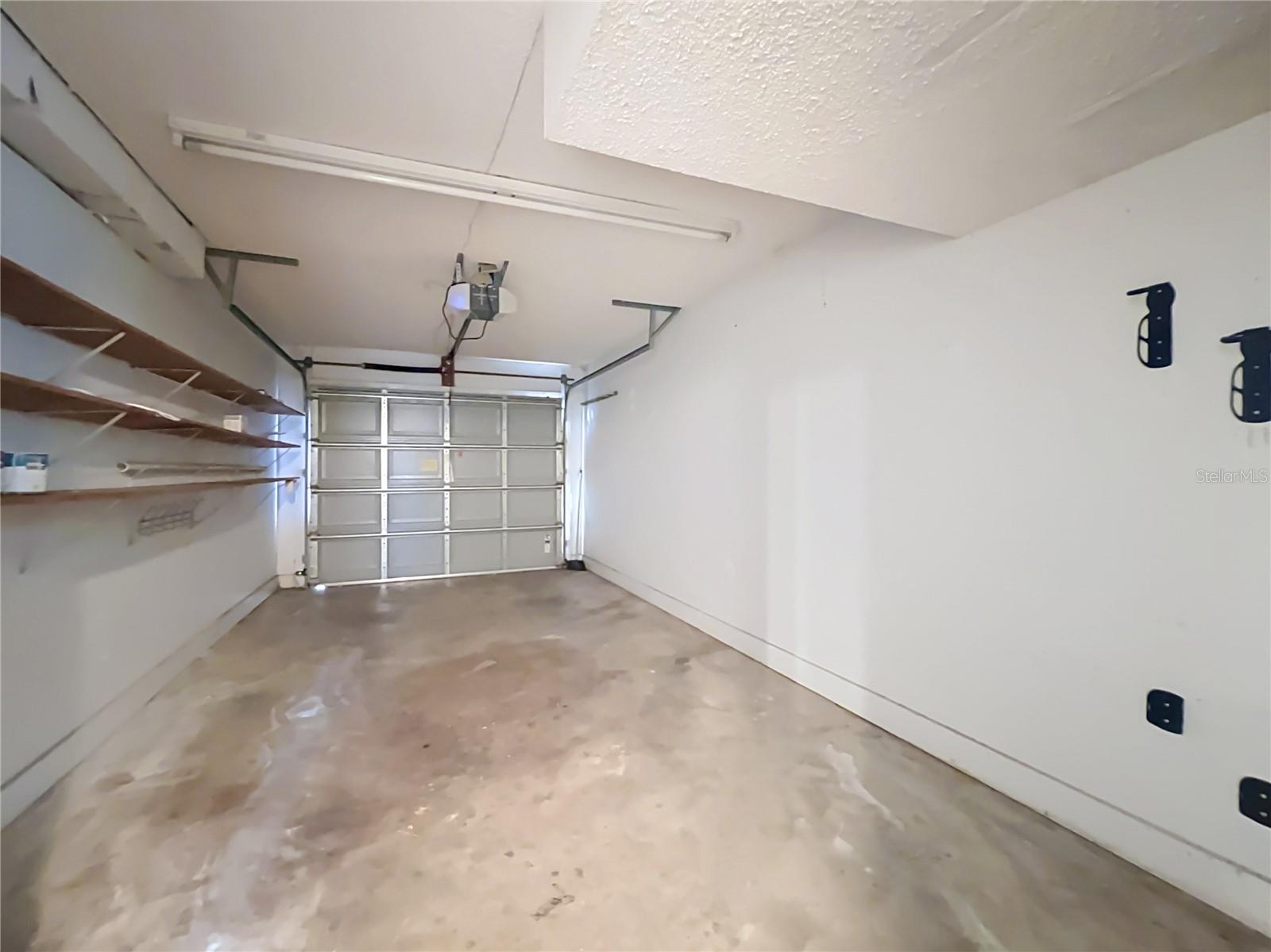 LAUREL GARDENS CONDO OR 6129/3917 - Residential